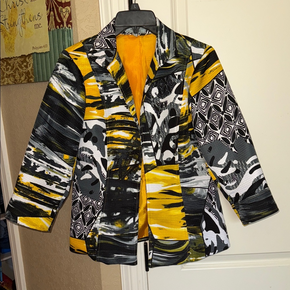 Vibrant Yellow and Black Patterned Blazer